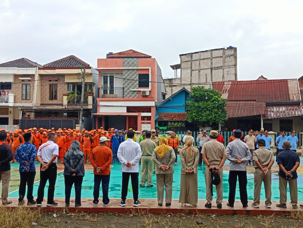 KERJA BAKTI MASAL JAGA JAKARTA DI WILAYAH KECAMATAN JAGAKARSA KELURAHAN JAGAKARSA